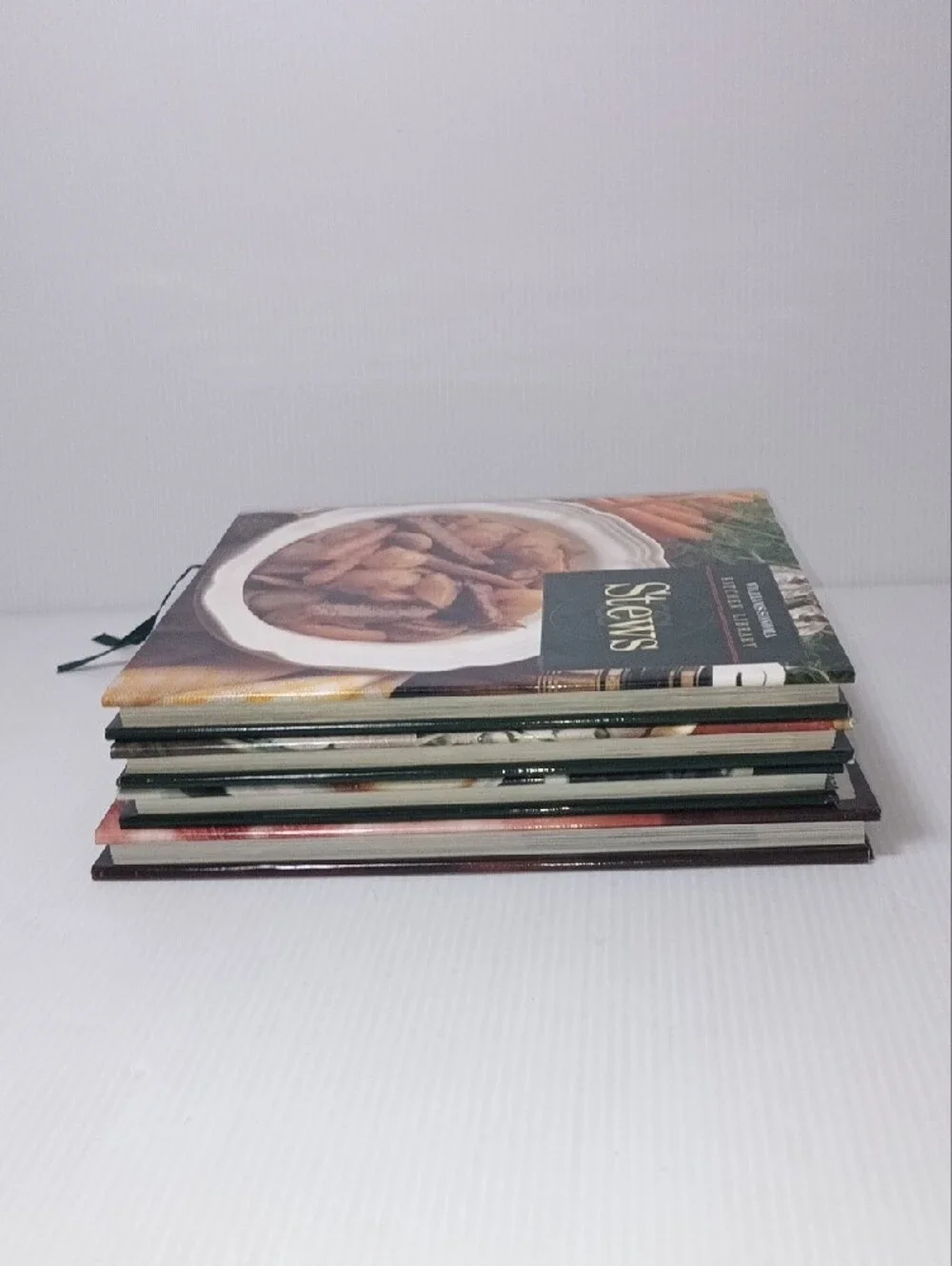 Williams-Sonoma 4 Cookbook Set - Brown, Green, White